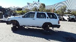 View Auto part Transfer Case Nissan Pathfinder 1998