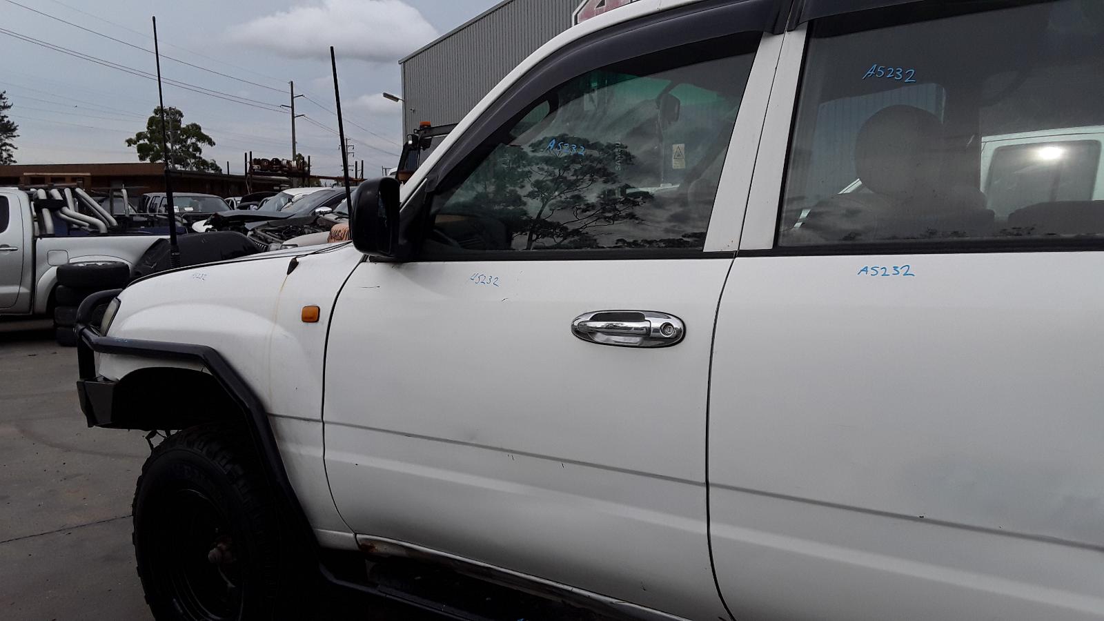 2005 Toyota Landcruiser A/C Condenser View Auto part A/C Condenser Toyota Landcruiser 2005