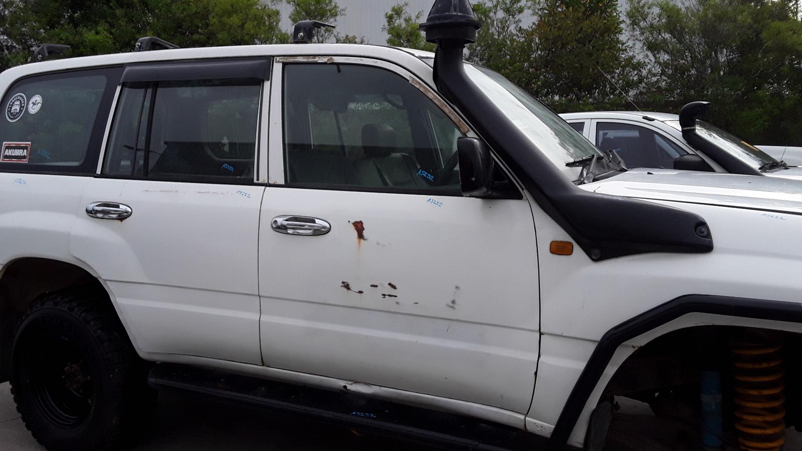 2005 Toyota Landcruiser A/C Condenser View Auto part A/C Condenser Toyota Landcruiser 2005