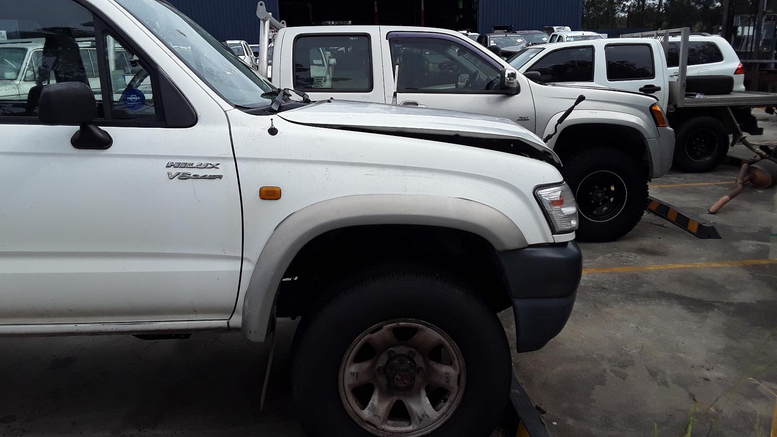 View Auto part Right Guard Liner Toyota Hilux 2004