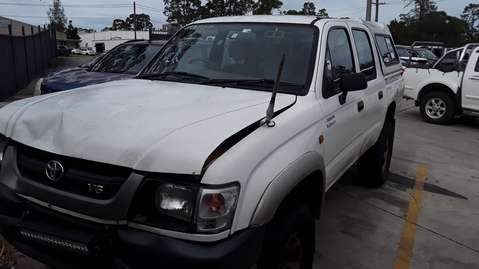 View Auto part Right Guard Liner Toyota Hilux 2004