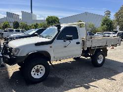 View Auto part Front Bumper Toyota Hilux 1998