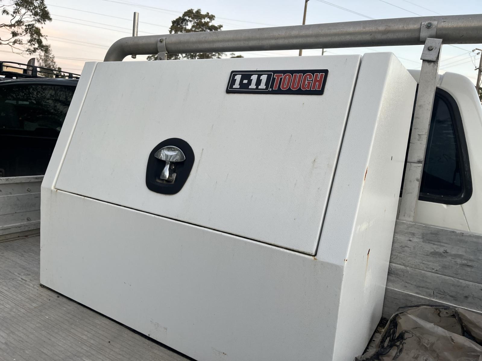 View Auto part Front Bumper Toyota Hilux 1998