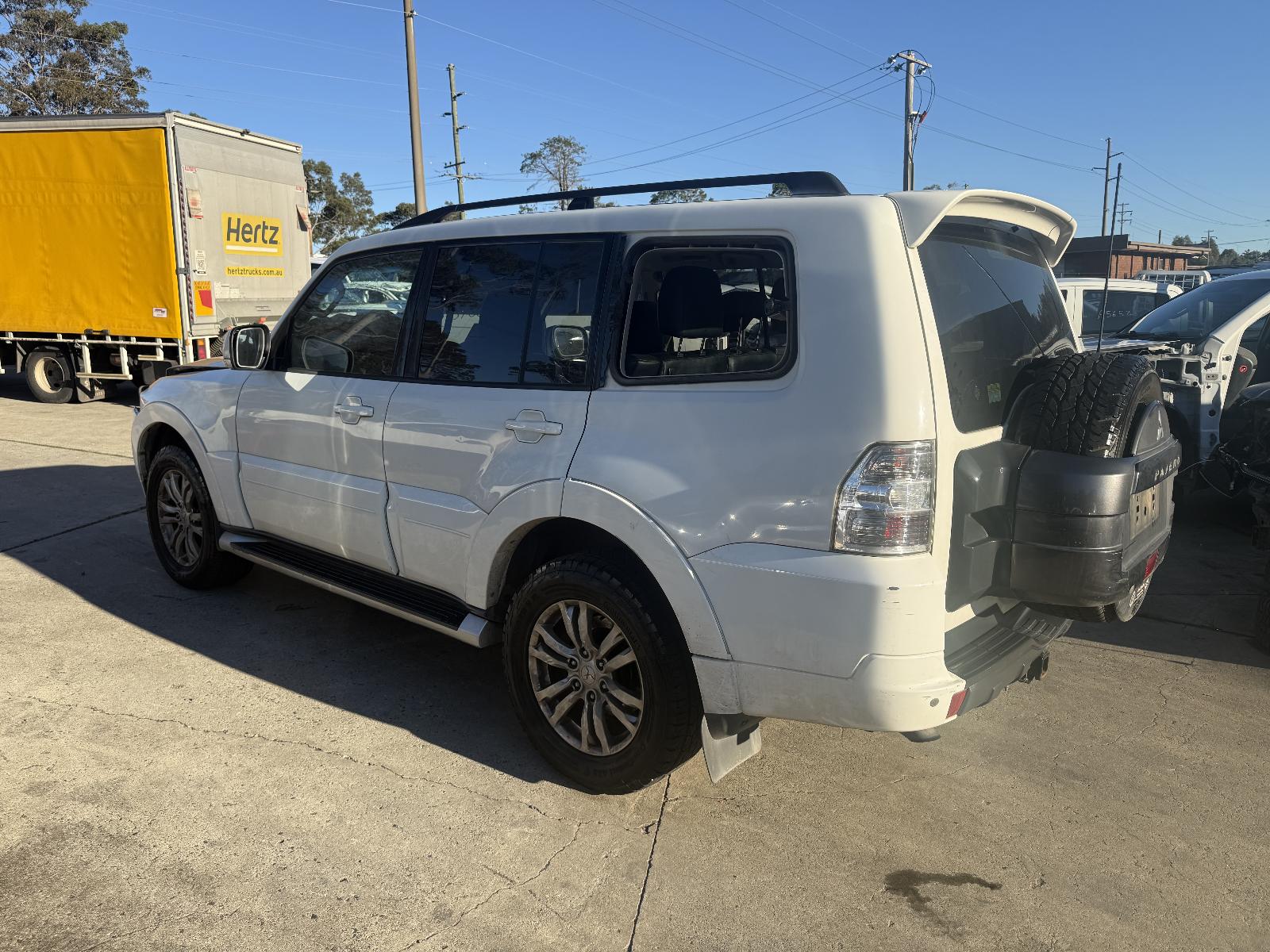 View Auto part Shift Actuator Mitsubishi Pajero 2013