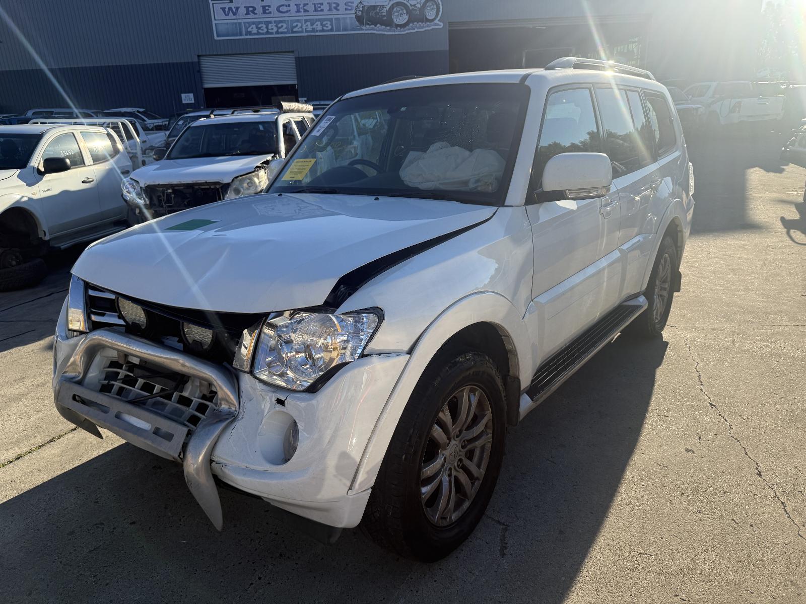 View Auto part Shift Actuator Mitsubishi Pajero 2013