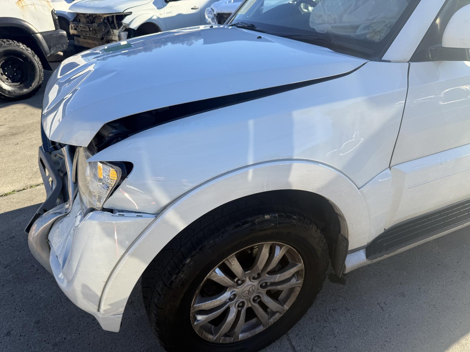 View Auto part Shift Actuator Mitsubishi Pajero 2013