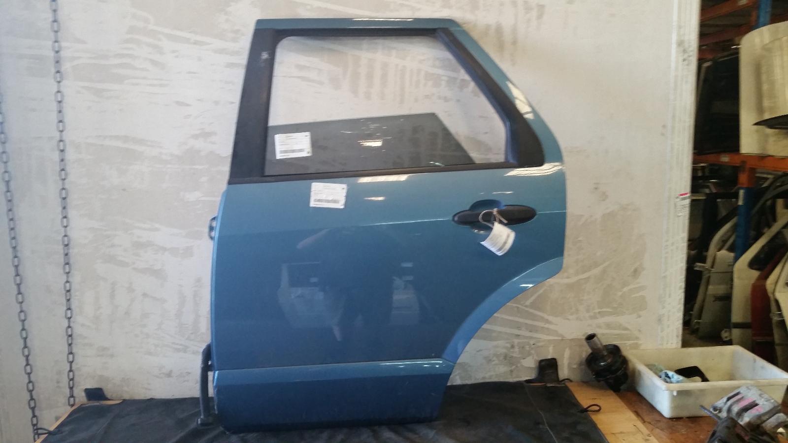 View Auto part Left Rear Door/Sliding Ford Territory 2005