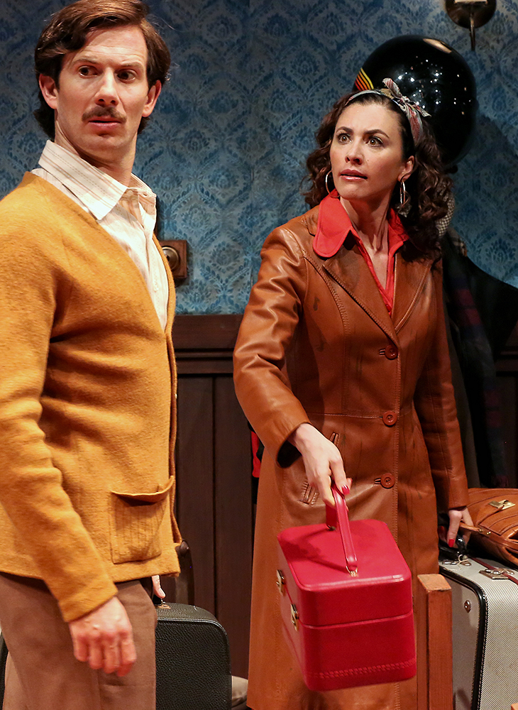 2 Simon London as Mark and Christa Nicola as Lizzie in TAKING STEPS at Ensemble Theatre, creditPrudenceUpton_145b