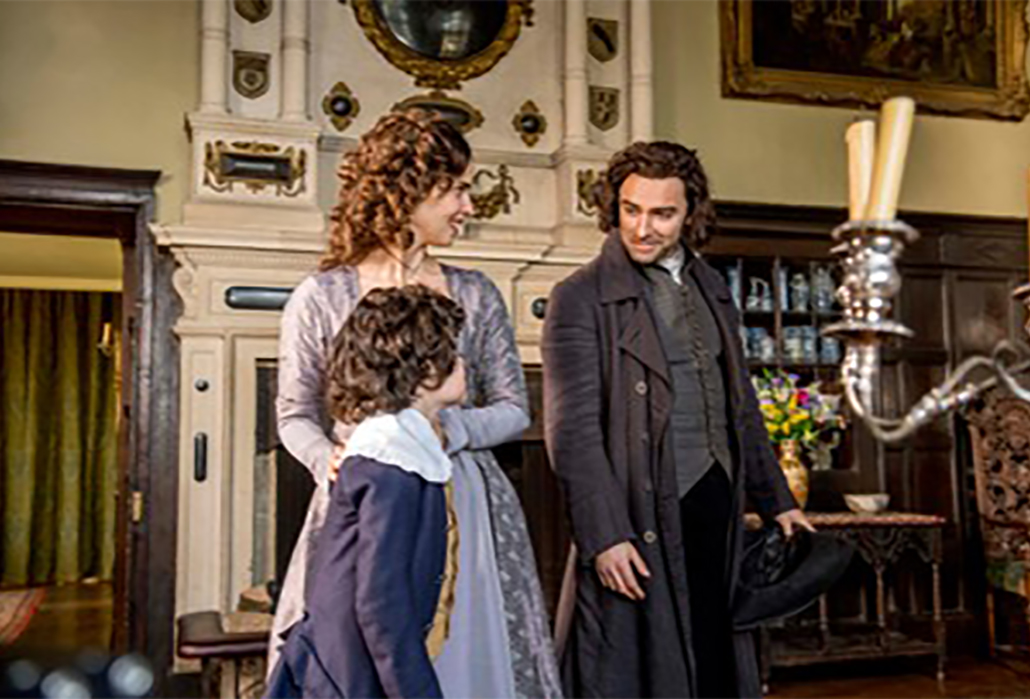 Ross Poldark (Aidan Turner), Elizabeth (Heida Reed), Valentine (Alfie Rigby) - © Mammoth Screen - Photo: Robert Viglasky
