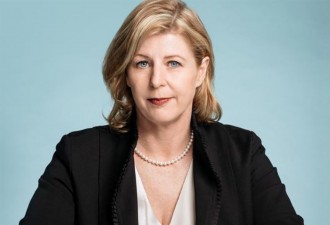 Author Liane Moriarty