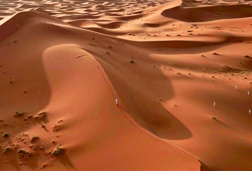 In the Land of Drought 2015/2017 One channel video installation; Aspect ratio 2,35:1 Loop, 43 min 15 sec 6 + 2AP © Julian Rosefeldt, Courtesy the artist and König Galerie