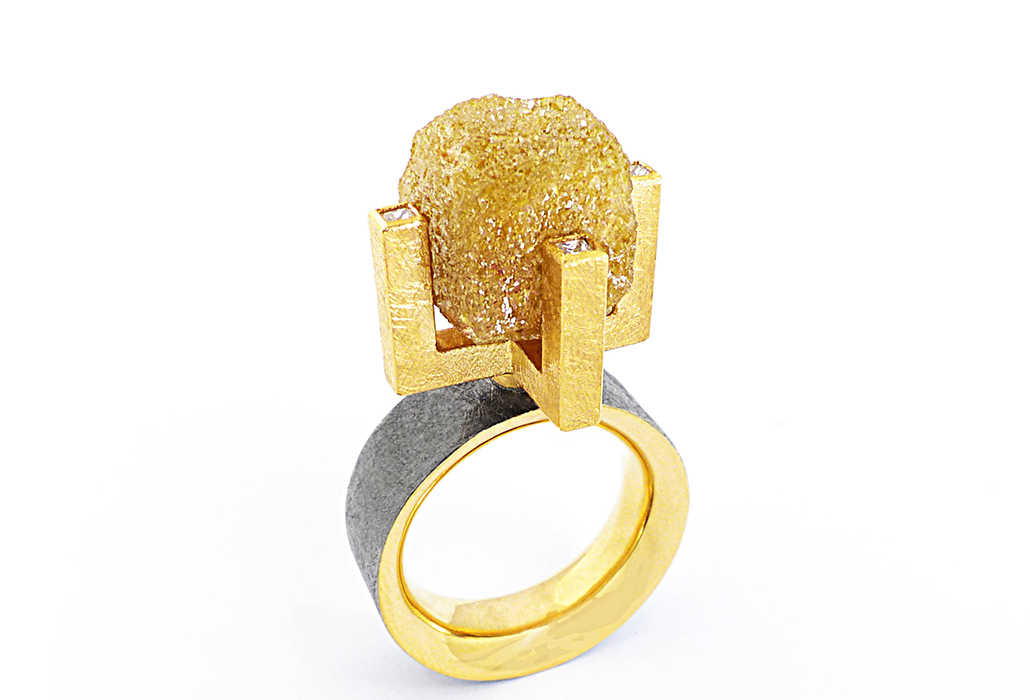 Doris Gabrielli, diamante grezzo, anello,oro giallo e nero, diamante, 2017