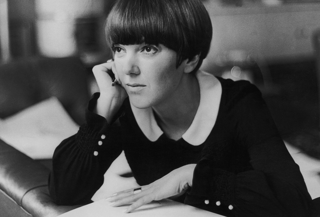 Detail: Mary Quant at her apartment in Draycott Place, Chelsea, London, c.1965 © Keystone-France/Gamma-Keystone/Getty Images