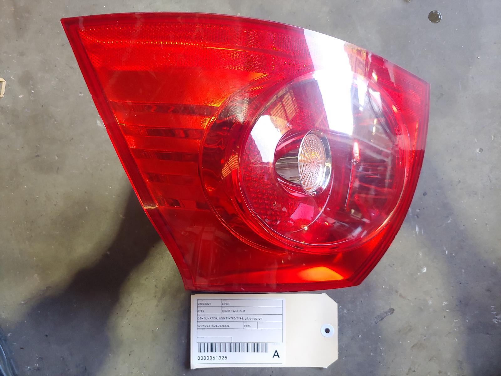View Auto part Right Taillight Volkswagen Golf 2006