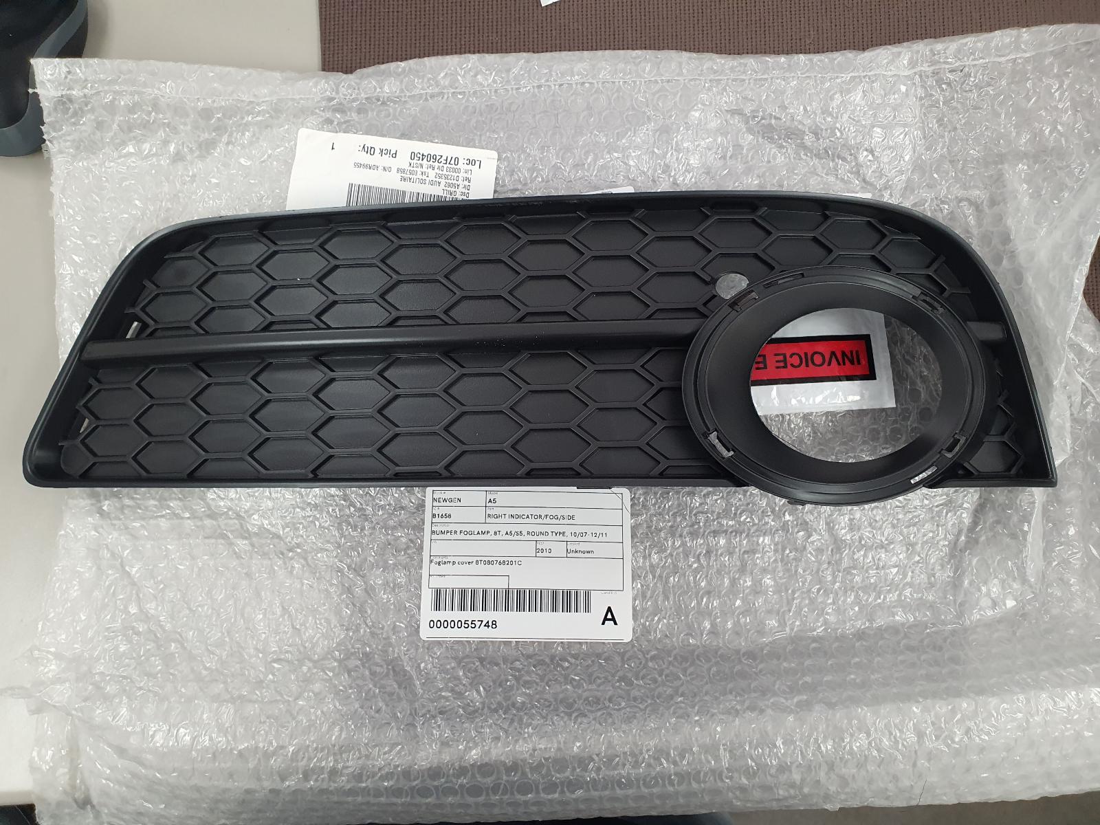 View Auto part Right Indicator/Fog/Side Audi A5 2010