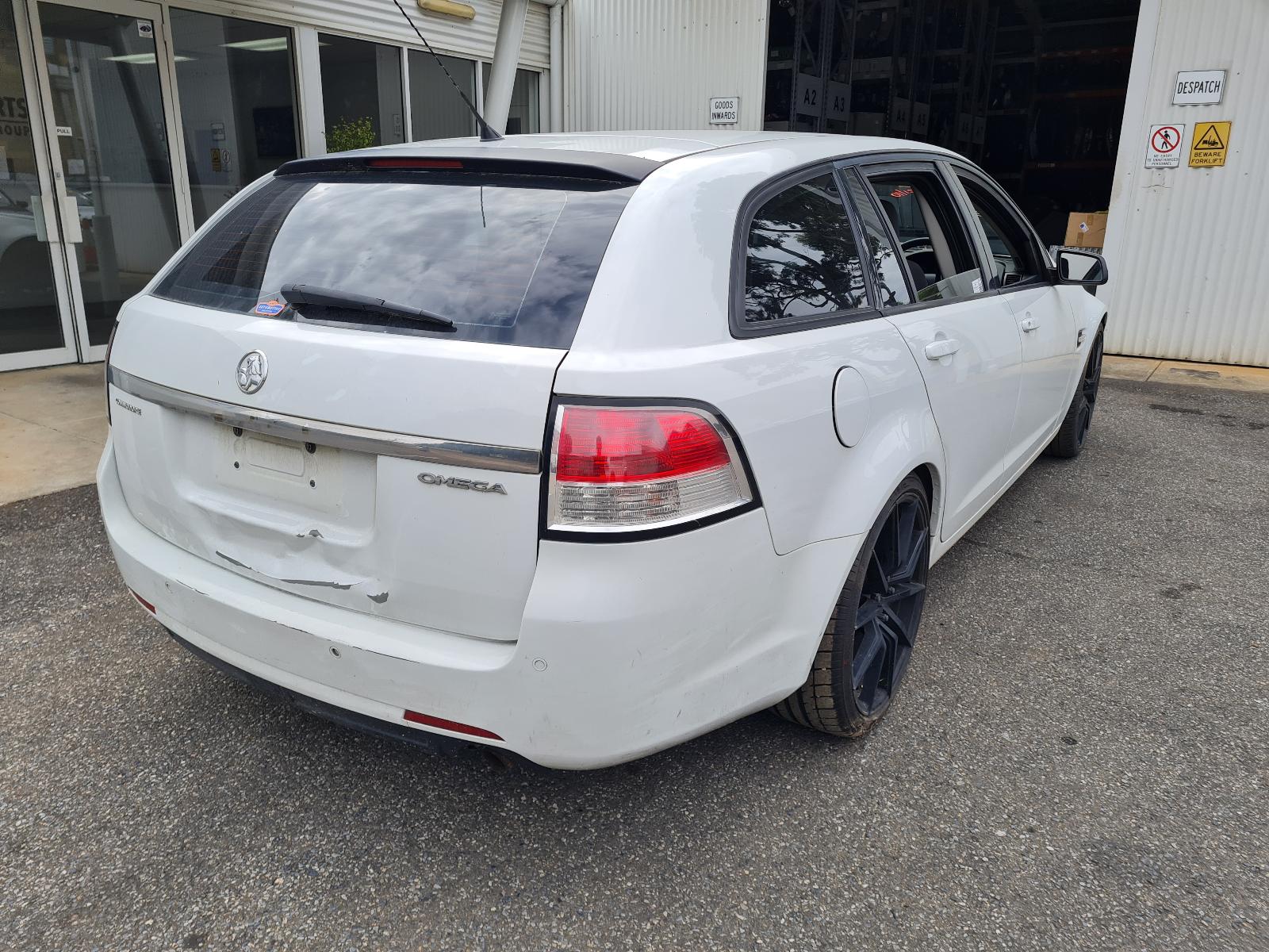 View Auto part Gear Stick/Shifter Holden Commodore 2009