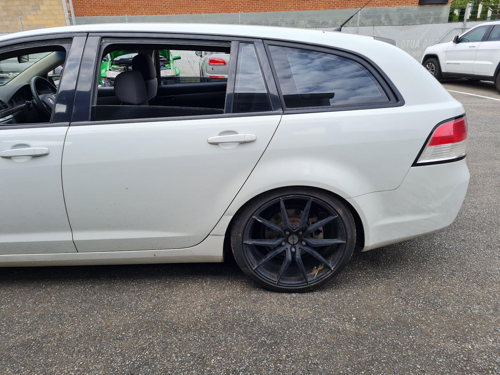 View Auto part Gear Stick/Shifter Holden Commodore 2009