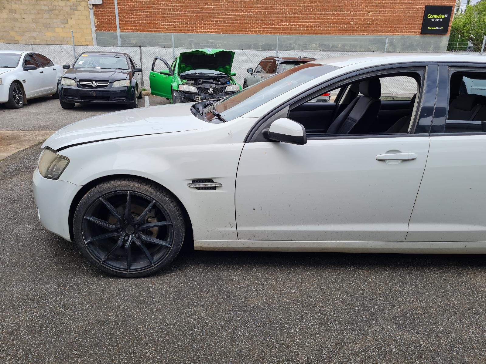 View Auto part Gear Stick/Shifter Holden Commodore 2009