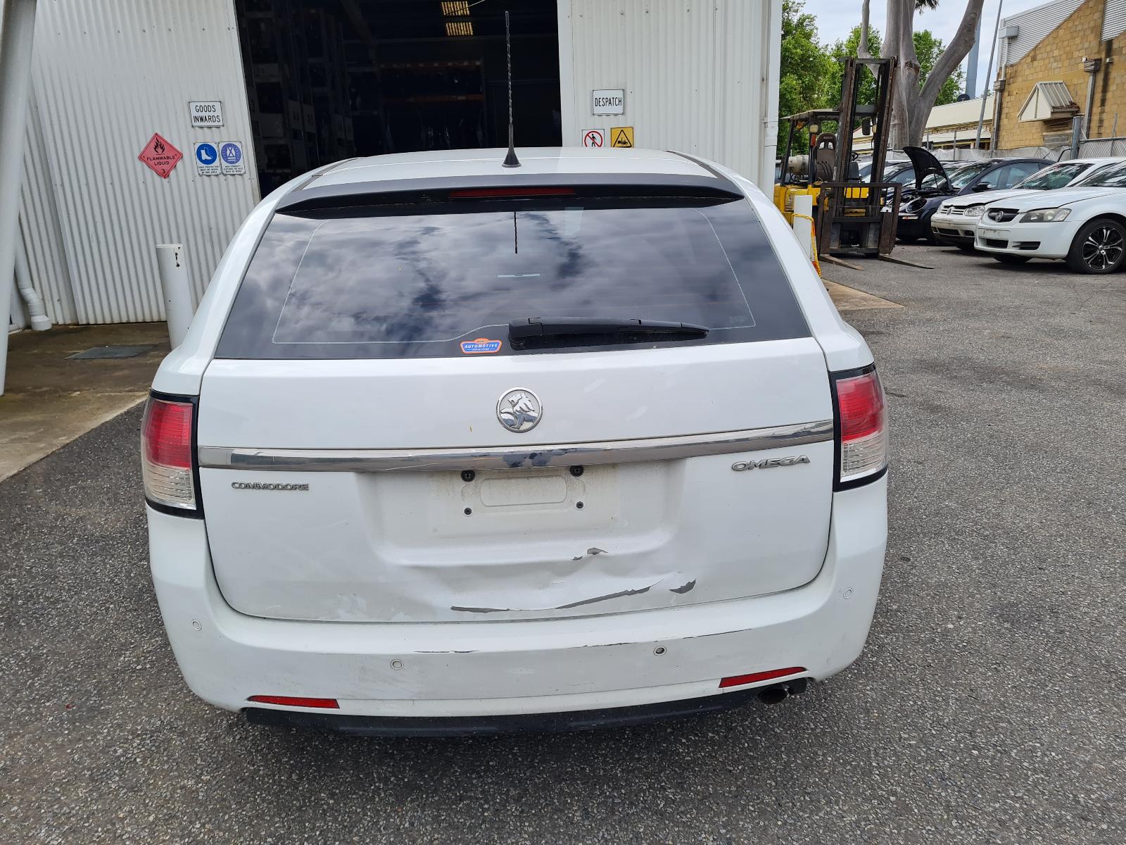 View Auto part Gear Stick/Shifter Holden Commodore 2009