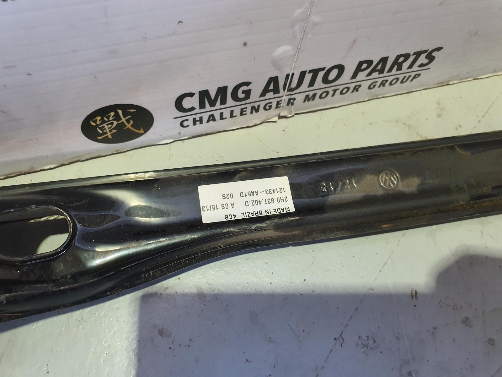 View Auto part Right Front Window Reg/Motor Volkswagen Amarok 2014