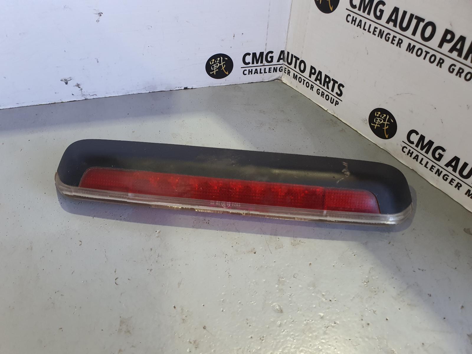 View Auto part High Level Stoplight Volkswagen Amarok 2014