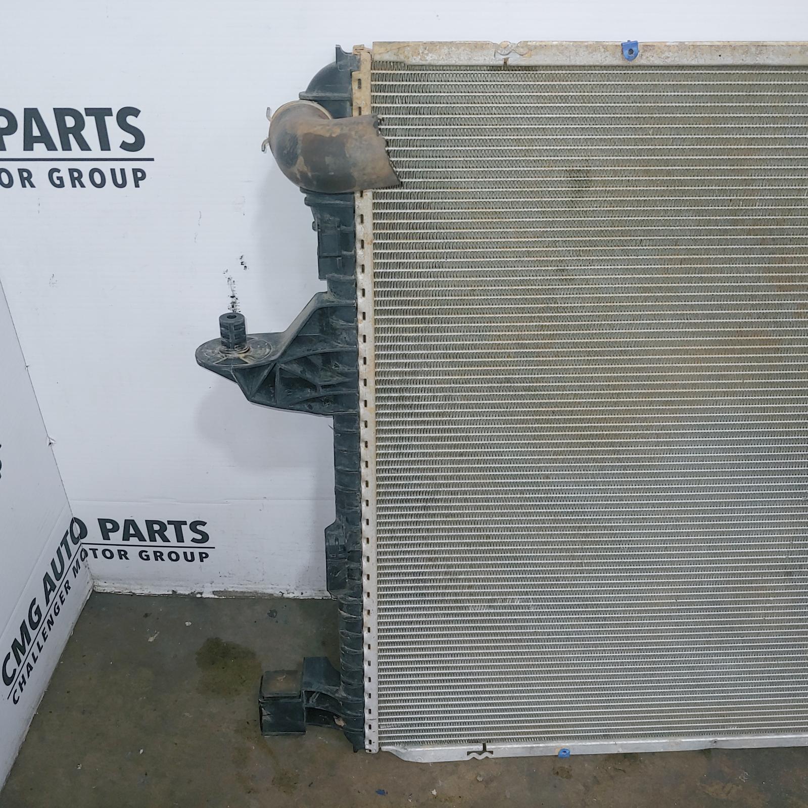 View Auto part Radiator Volkswagen Amarok 2014
