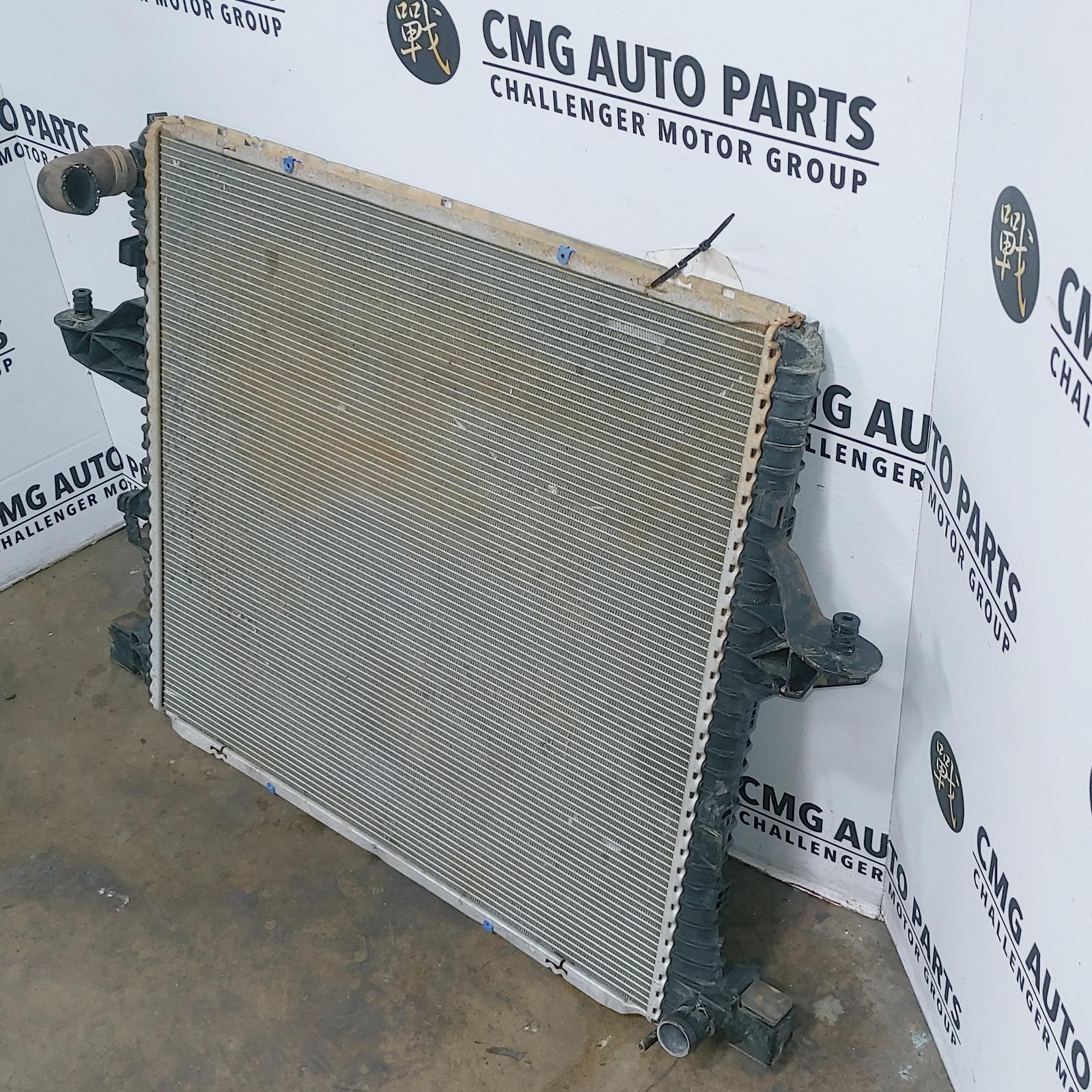 View Auto part Radiator Volkswagen Amarok 2014