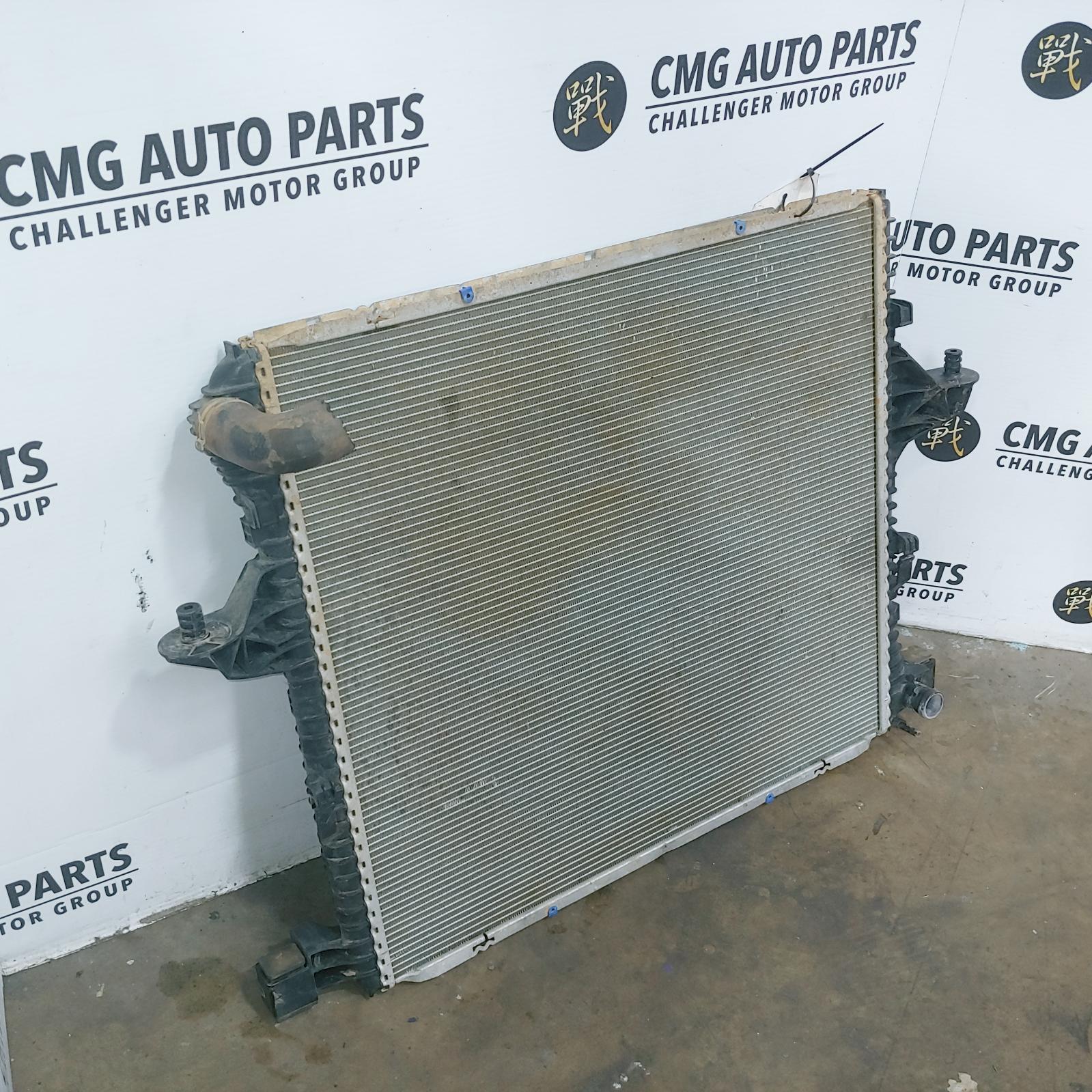 View Auto part Radiator Volkswagen Amarok 2014