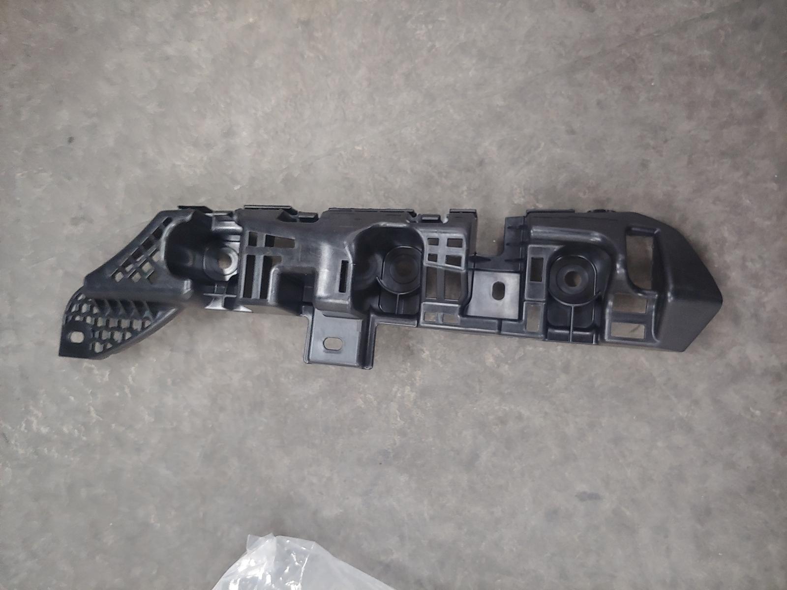 View Auto part Misc Bracket Subaru Brz 2022
