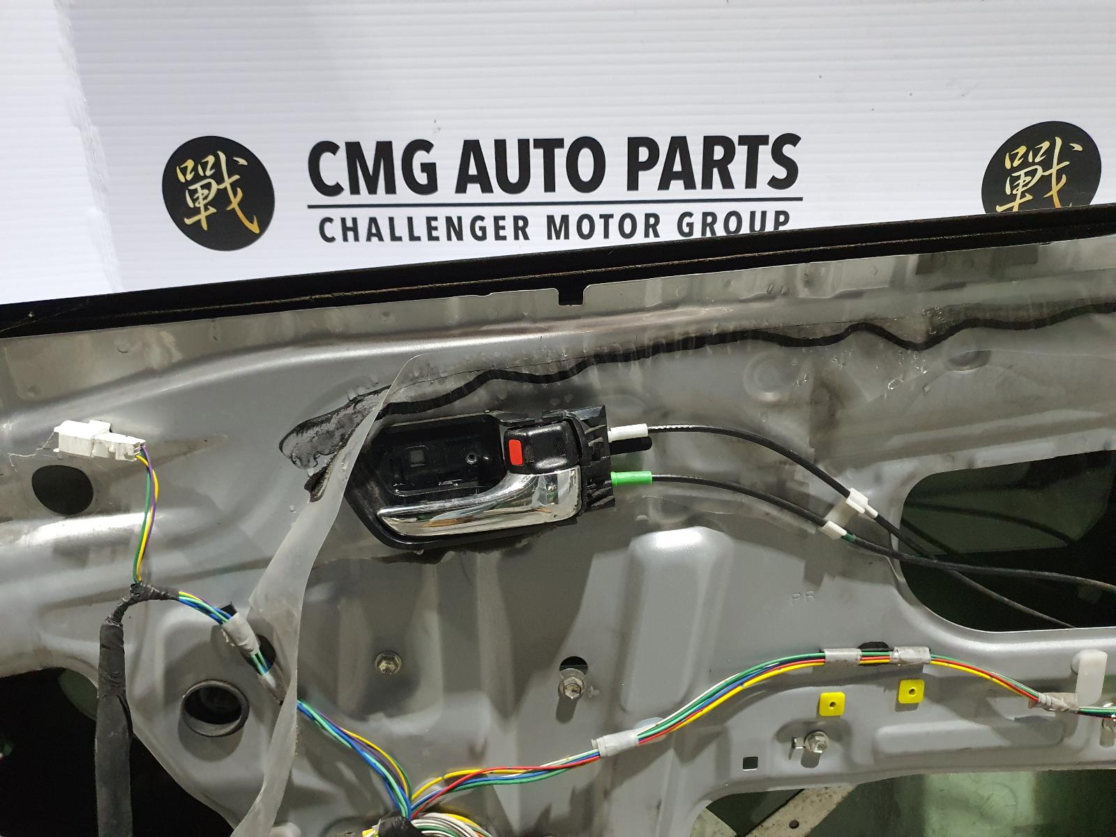 2008 Toyota Prius Door Handle View Auto part Door Handle Toyota Prius 2008