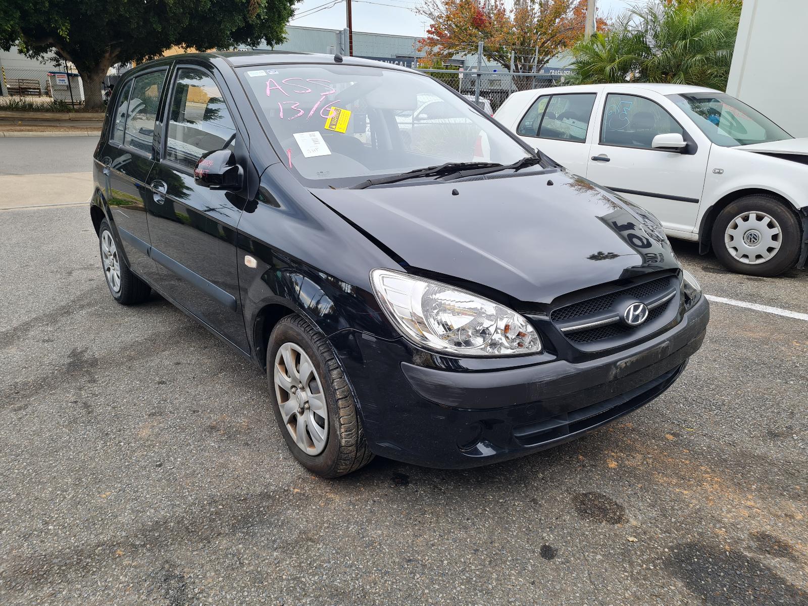 2009 Hyundai Getz Door Trim View Auto part Door Trim Hyundai Getz 2009