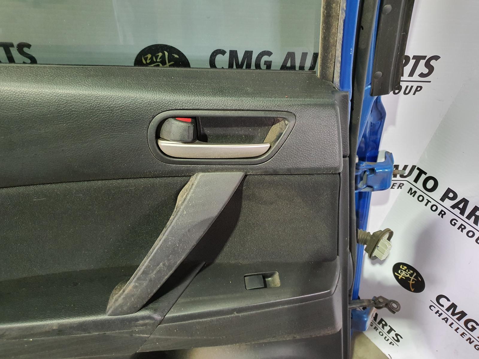 View Auto part Door Handle Mazda 3 2013