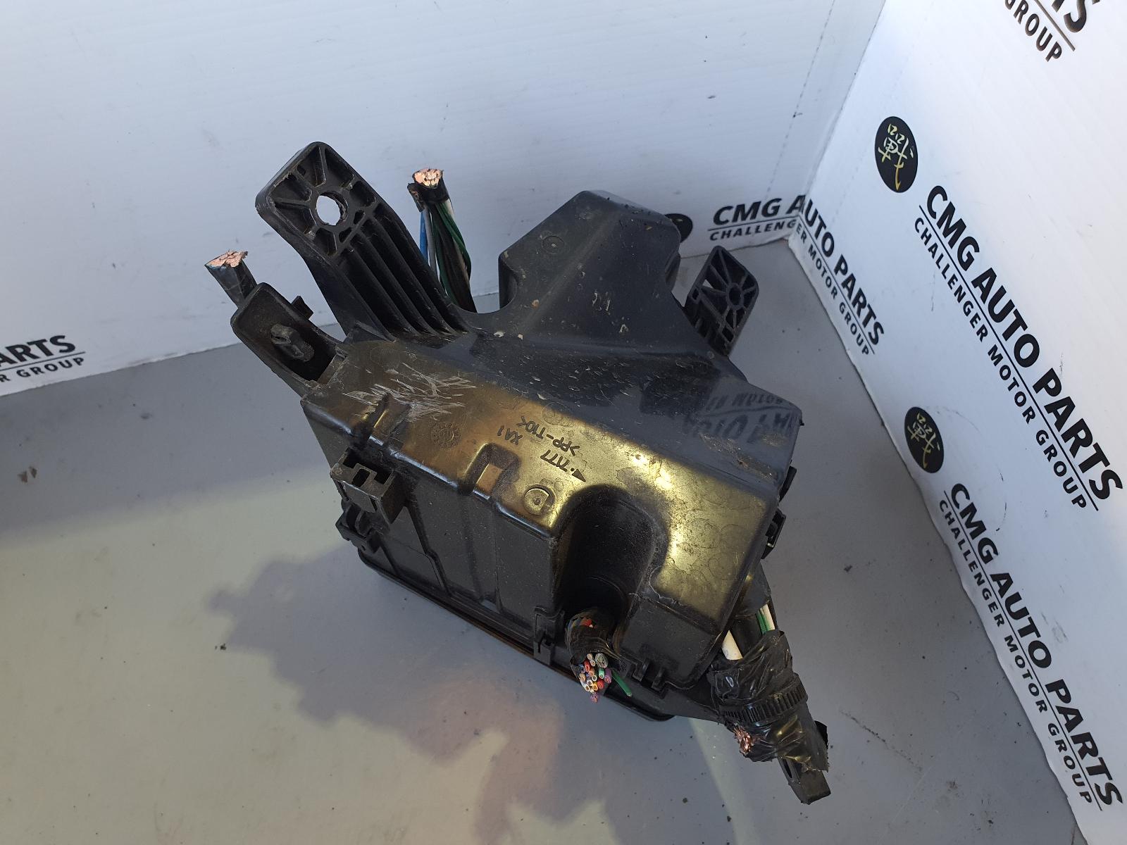 View Auto part Fuse Box Toyota Yaris 2010