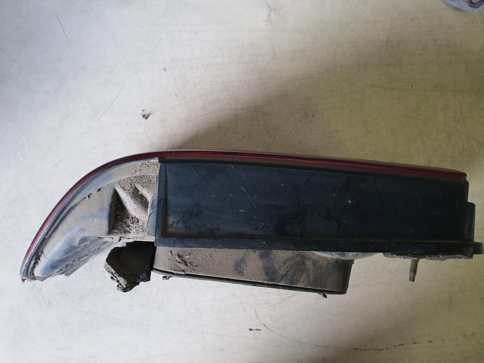 View Auto part Right Taillight Ford Falcon 1989