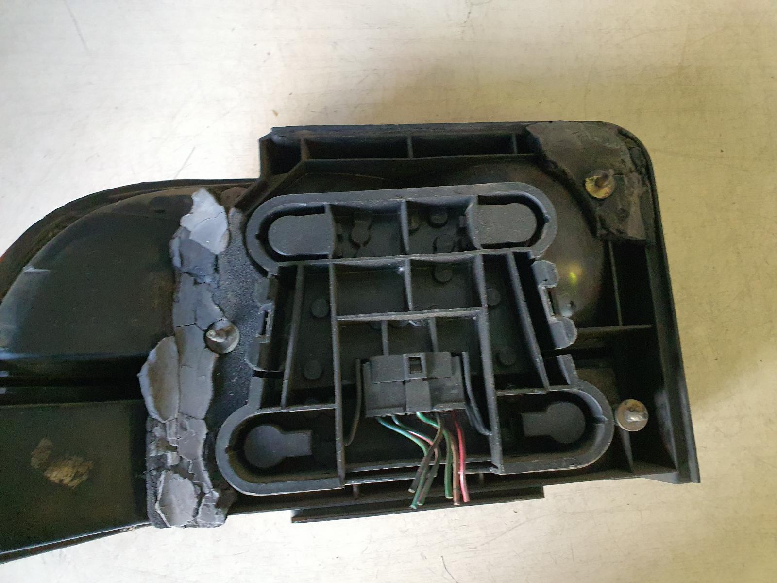 View Auto part Right Taillight Ford Falcon 1989