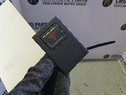 View Auto part Flasher/Hazard Relay Volkswagen Golf 2013