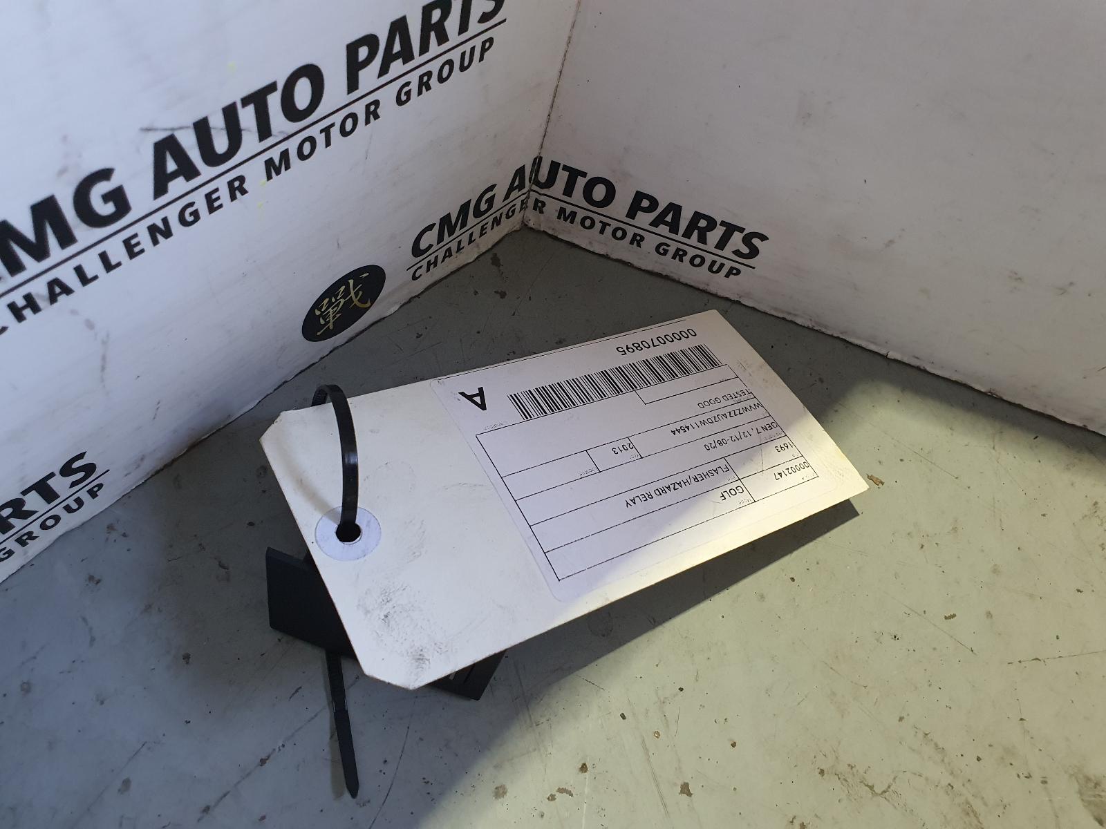 View Auto part Flasher/Hazard Relay Volkswagen Golf 2013