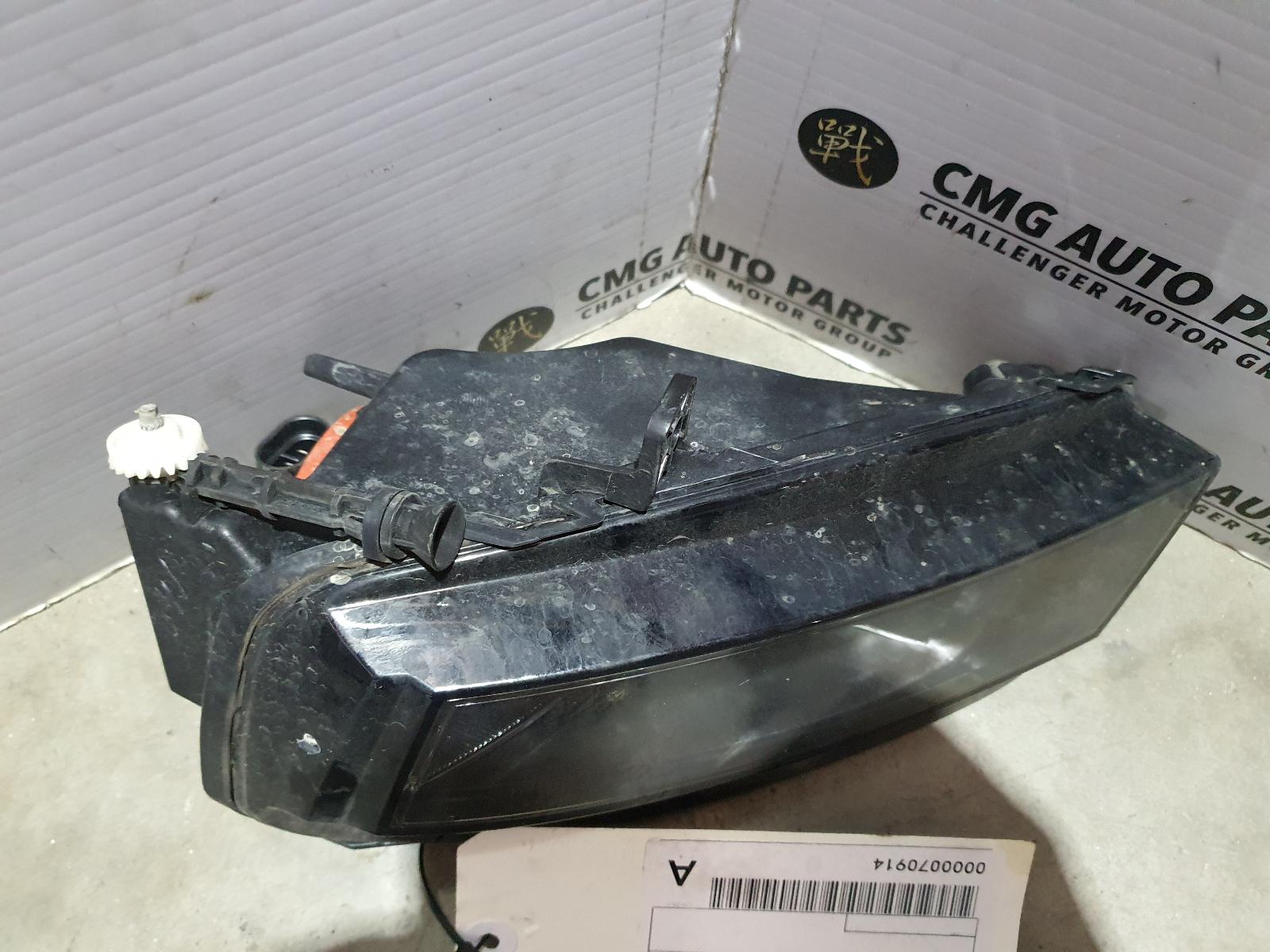 View Auto part Left Indicator/Fog/Side Volkswagen Golf 2013