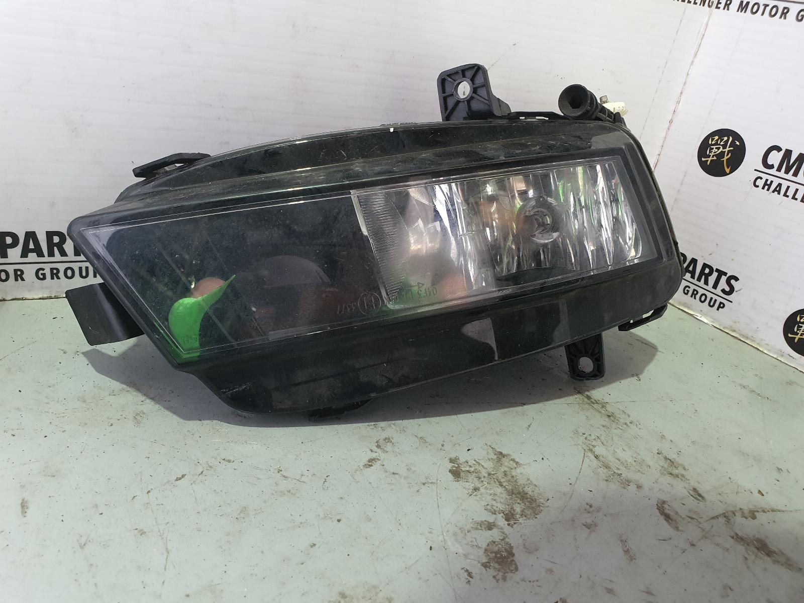 View Auto part Right Indicator/Fog/Side Volkswagen Golf 2013