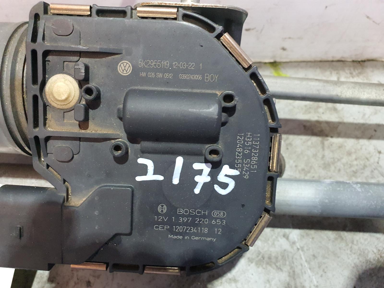 View Auto part Wiper Motor Volkswagen Golf 2012