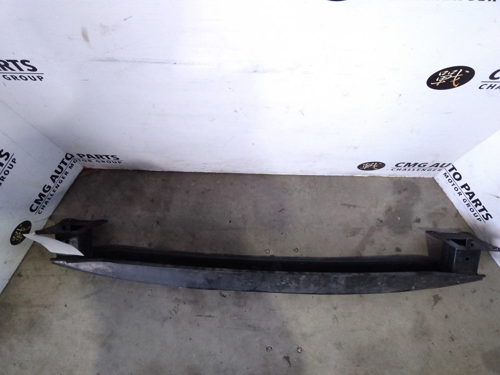 2012 Volkswagen Golf R/Bar Bracket/Reinfo View Auto part R/Bar Bracket/Reinfo Volkswagen Golf 2012
