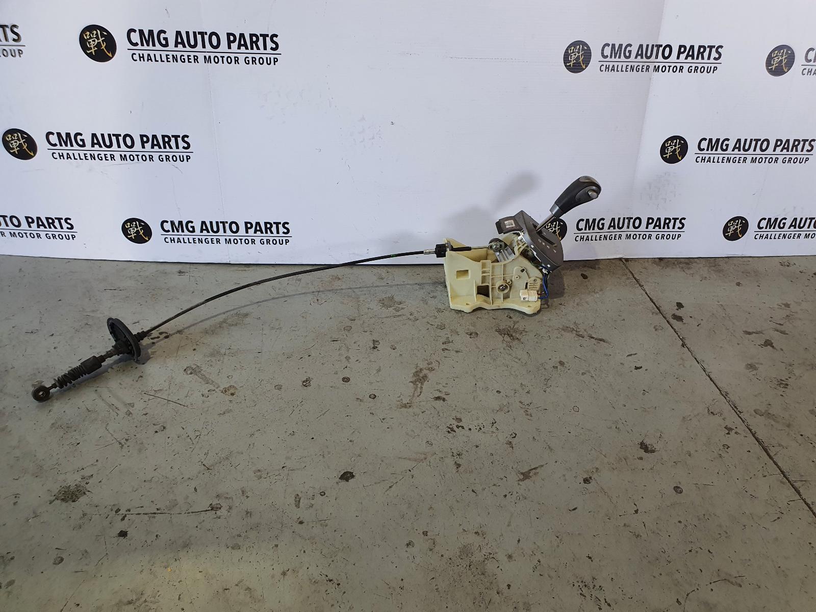 View Auto part Gear Stick/Shifter Hyundai Iload/imax 2015
