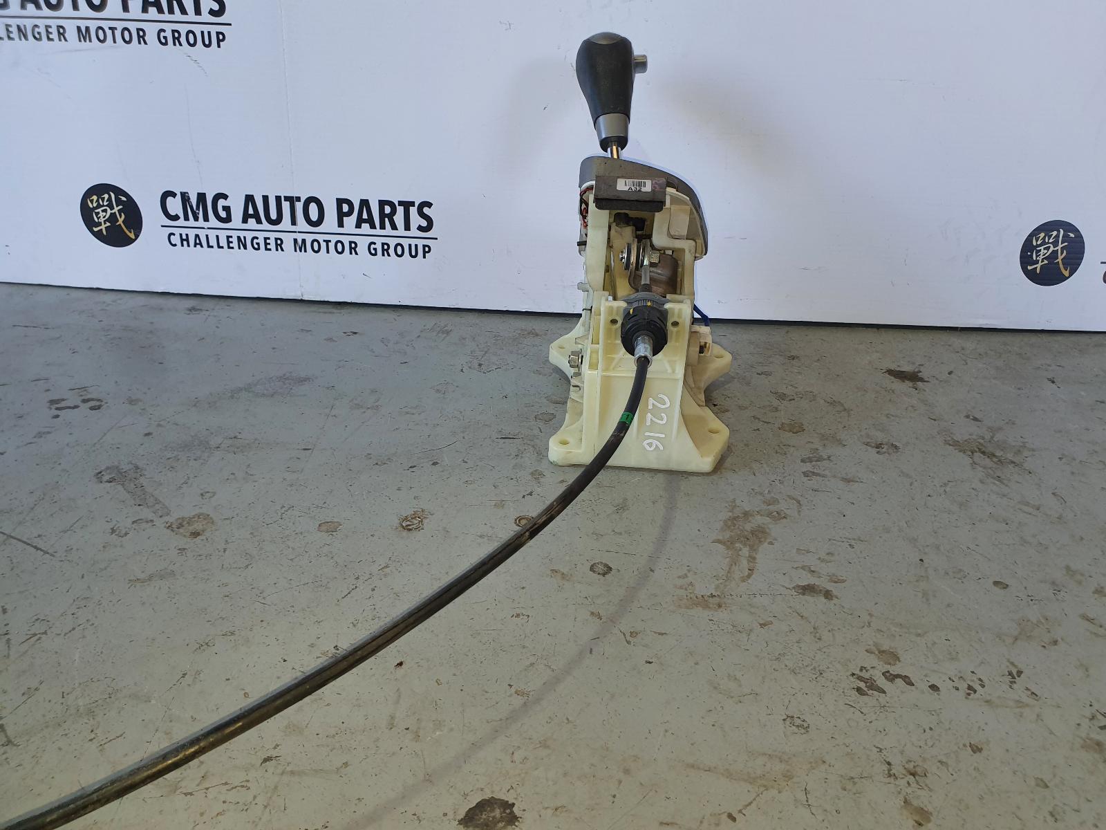 View Auto part Gear Stick/Shifter Hyundai Iload/imax 2015