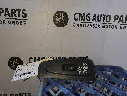 View Auto part Pwr Dr Wind Switch Hyundai Iload/imax 2015