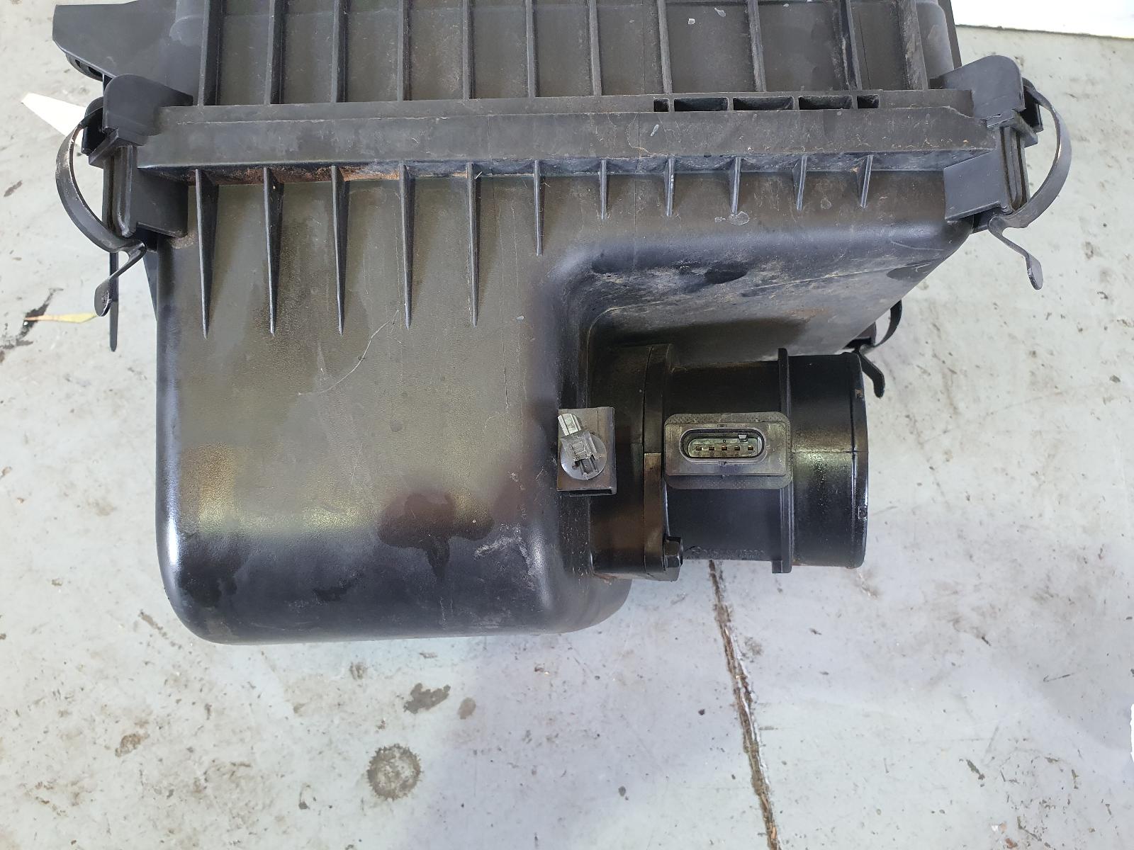 View Auto part Air Cleaner/Box Hyundai Iload/imax 2015