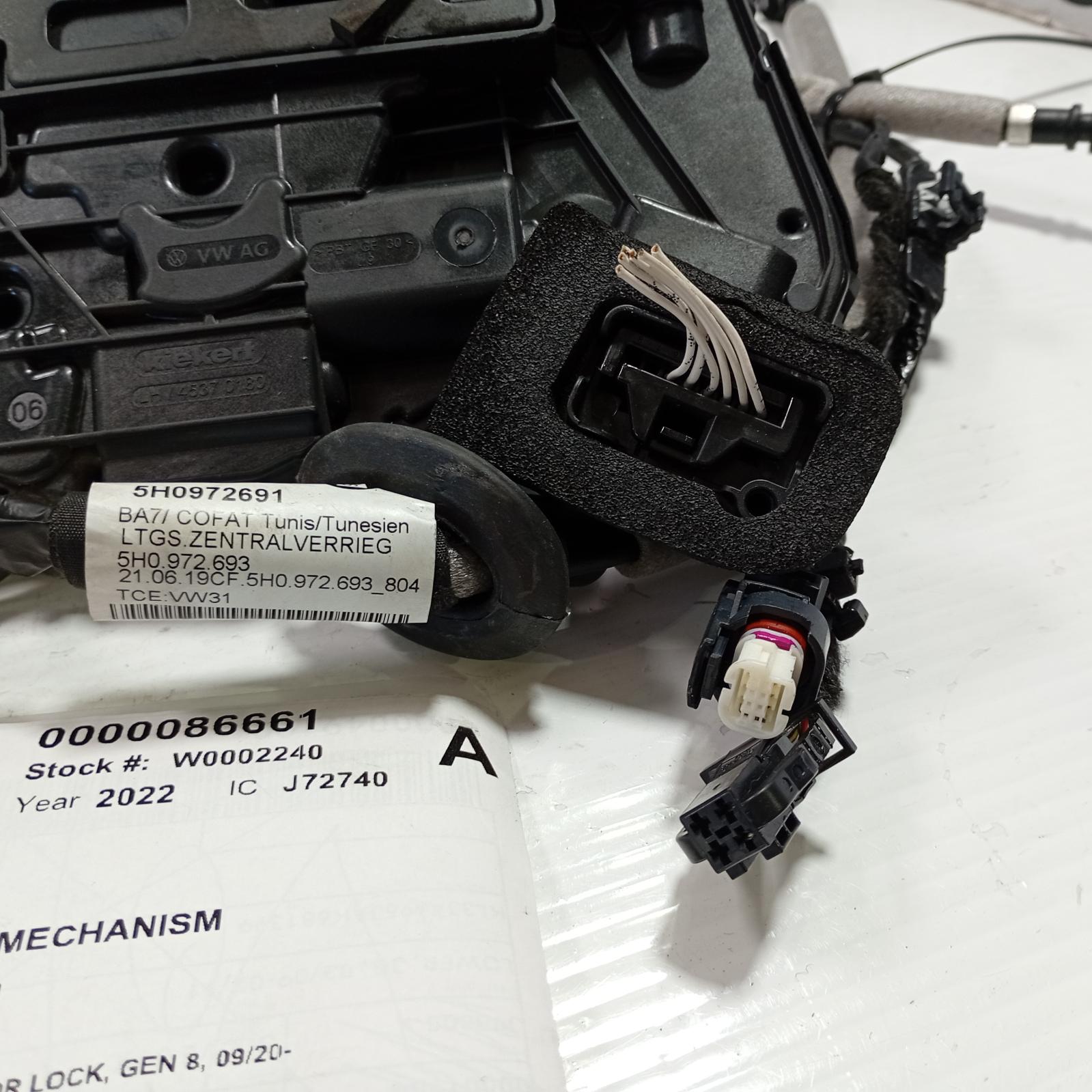 2022 Volkswagen Golf Door/Boot/Gate Lock View Auto part Door/Boot/Gate Lock Volkswagen Golf 2022