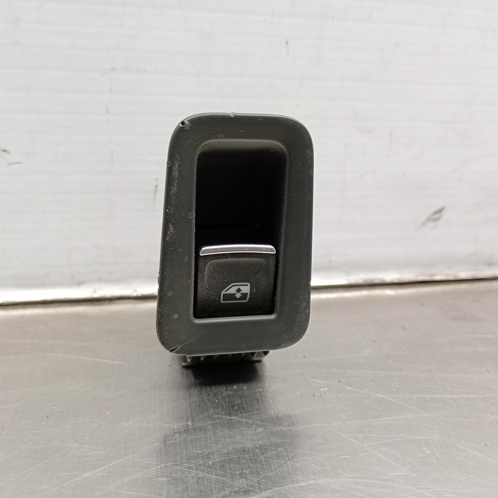 2022 Volkswagen Golf Pwr Dr Wind Switch View Auto part Pwr Dr Wind Switch Volkswagen Golf 2022