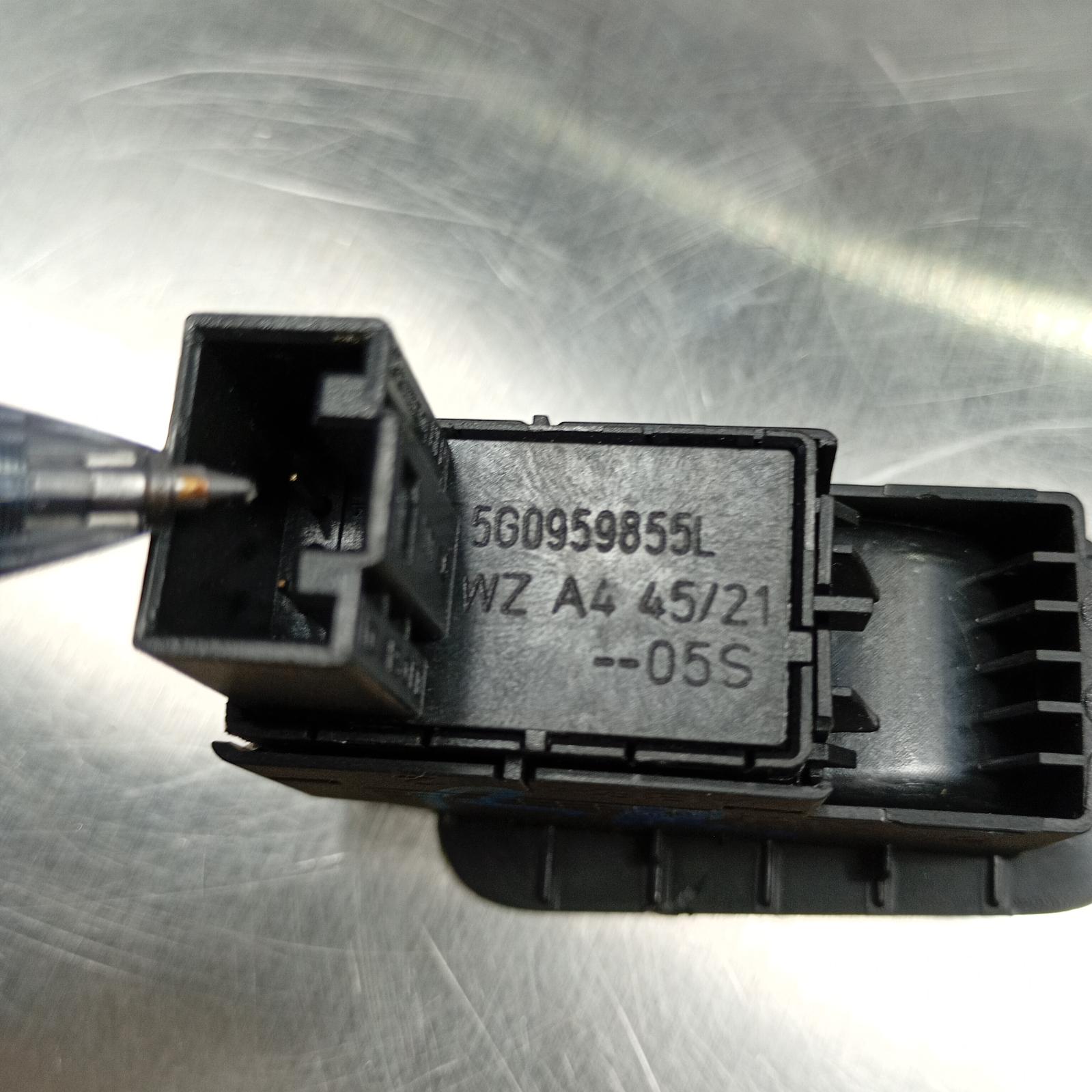 2022 Volkswagen Golf Pwr Dr Wind Switch View Auto part Pwr Dr Wind Switch Volkswagen Golf 2022