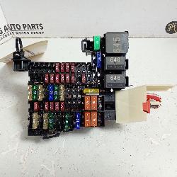 View Auto part Fuse Box Volkswagen Golf 2022