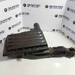 View Auto part Air Cleaner/Box Volkswagen Golf 2022